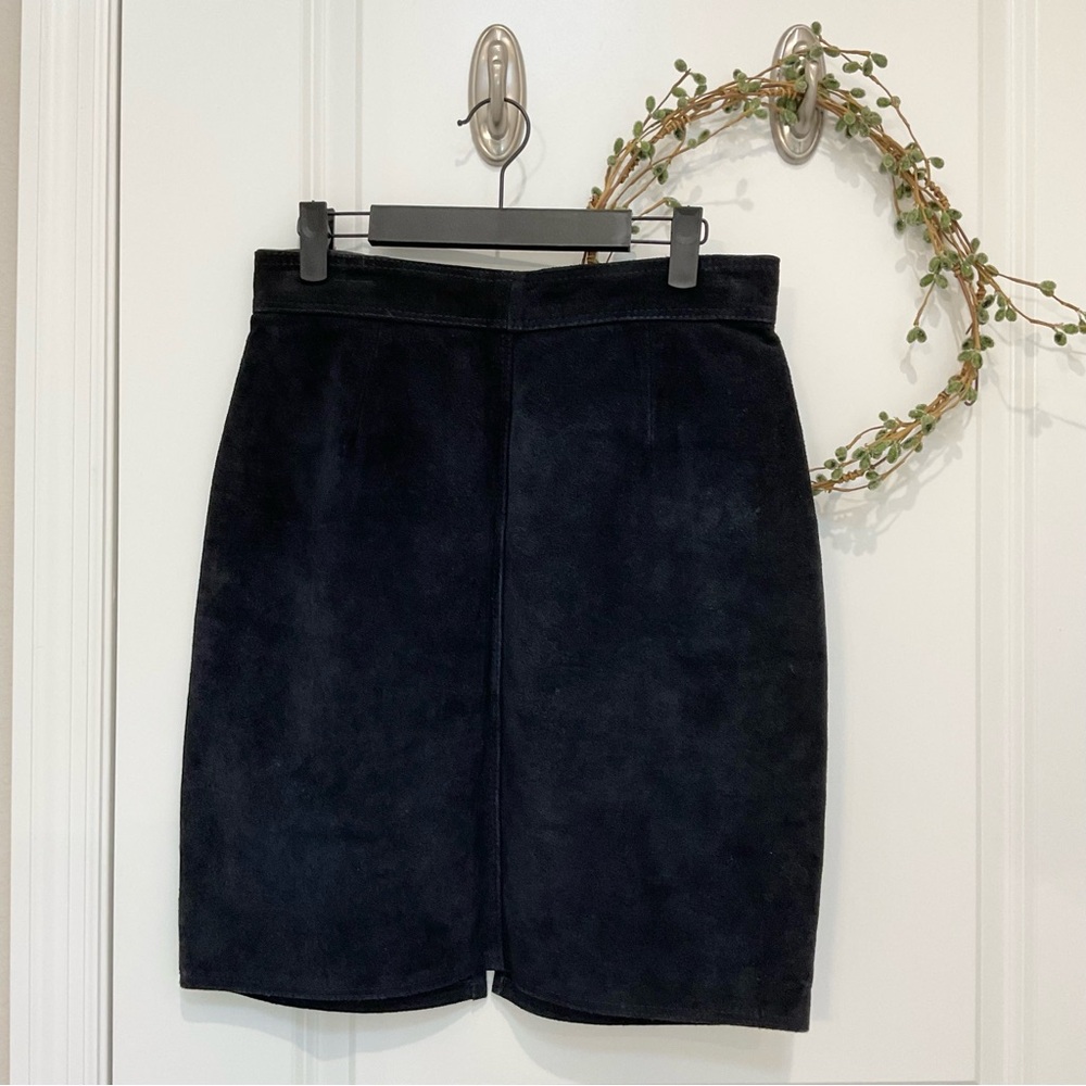 Vintage United Colors of Benetton Suede Leather Skirt Black Size EU 46/U…